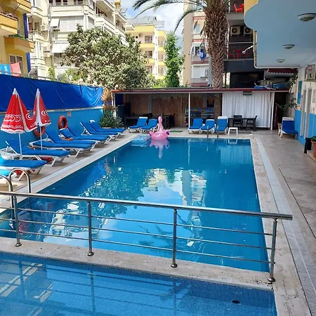 Larsens Suit Hotel
